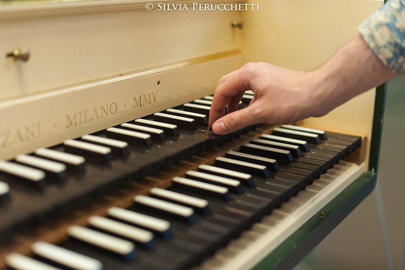 Jeux sans fronti&egrave;res: battaglia musicale a due cembali